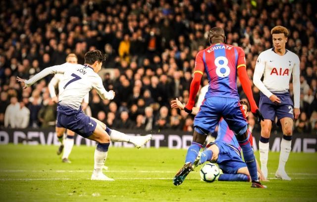  孙兴慜千里奔袭破门，热刺主场力克阿斯顿维拉  