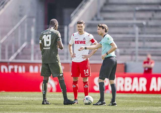  科隆保级关键战上演德甲升降级悬念