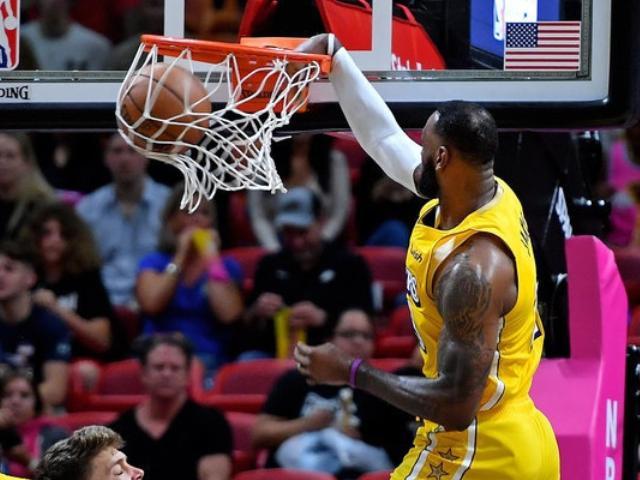  詹姆斯狂砍三双领衔湖人终结掘金不败神话